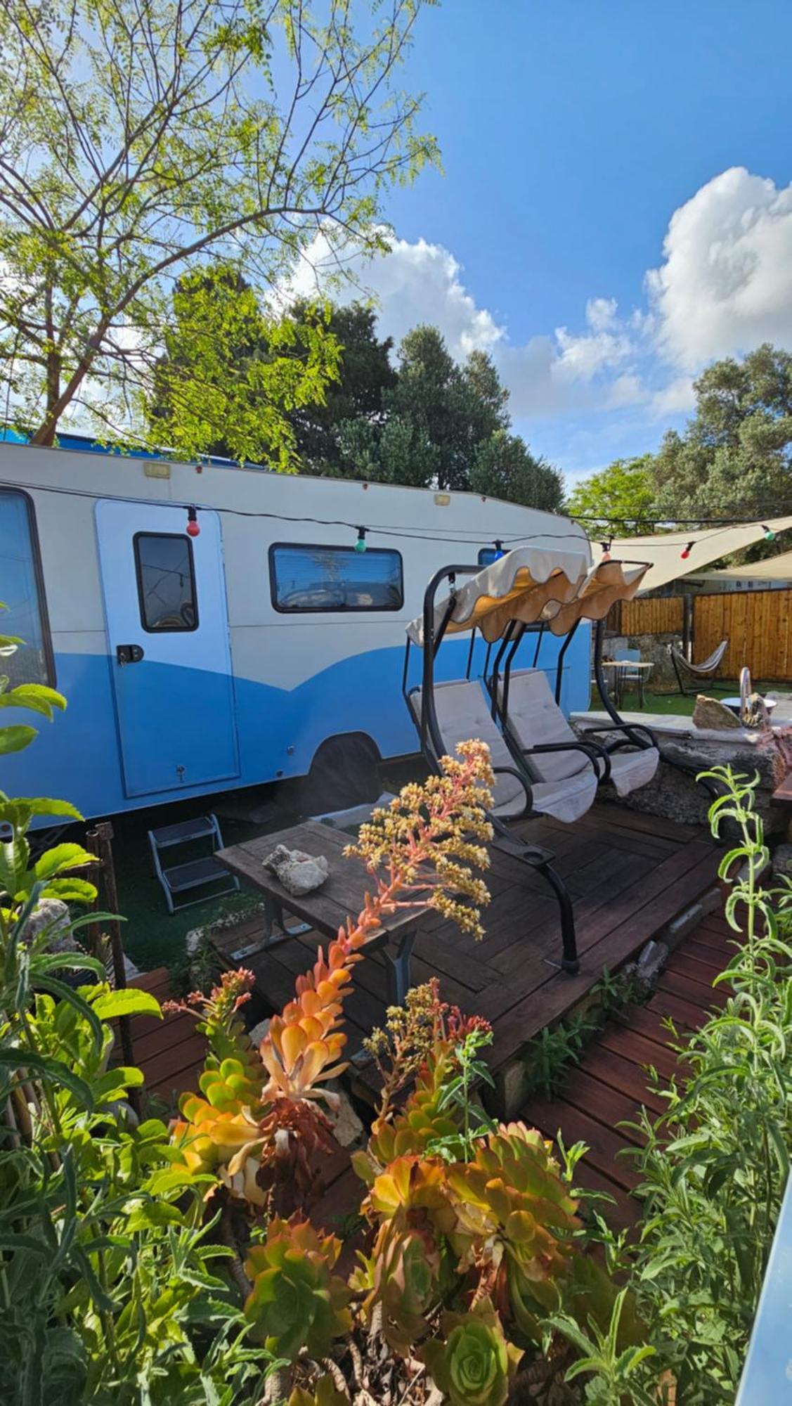 Cozy Seaview Glamping Caravan HaBonim エクステリア 写真